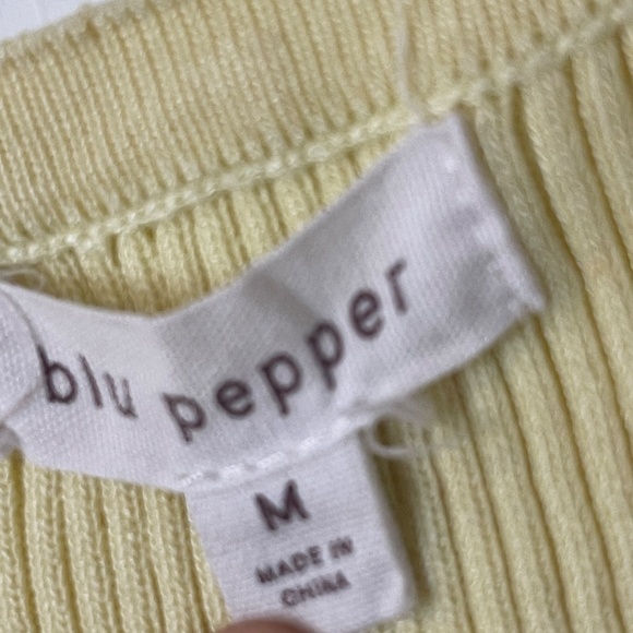 Blu Pepper Ribbed Butter Yellow Snap Henley Tank Top M - Picture 3 of 5